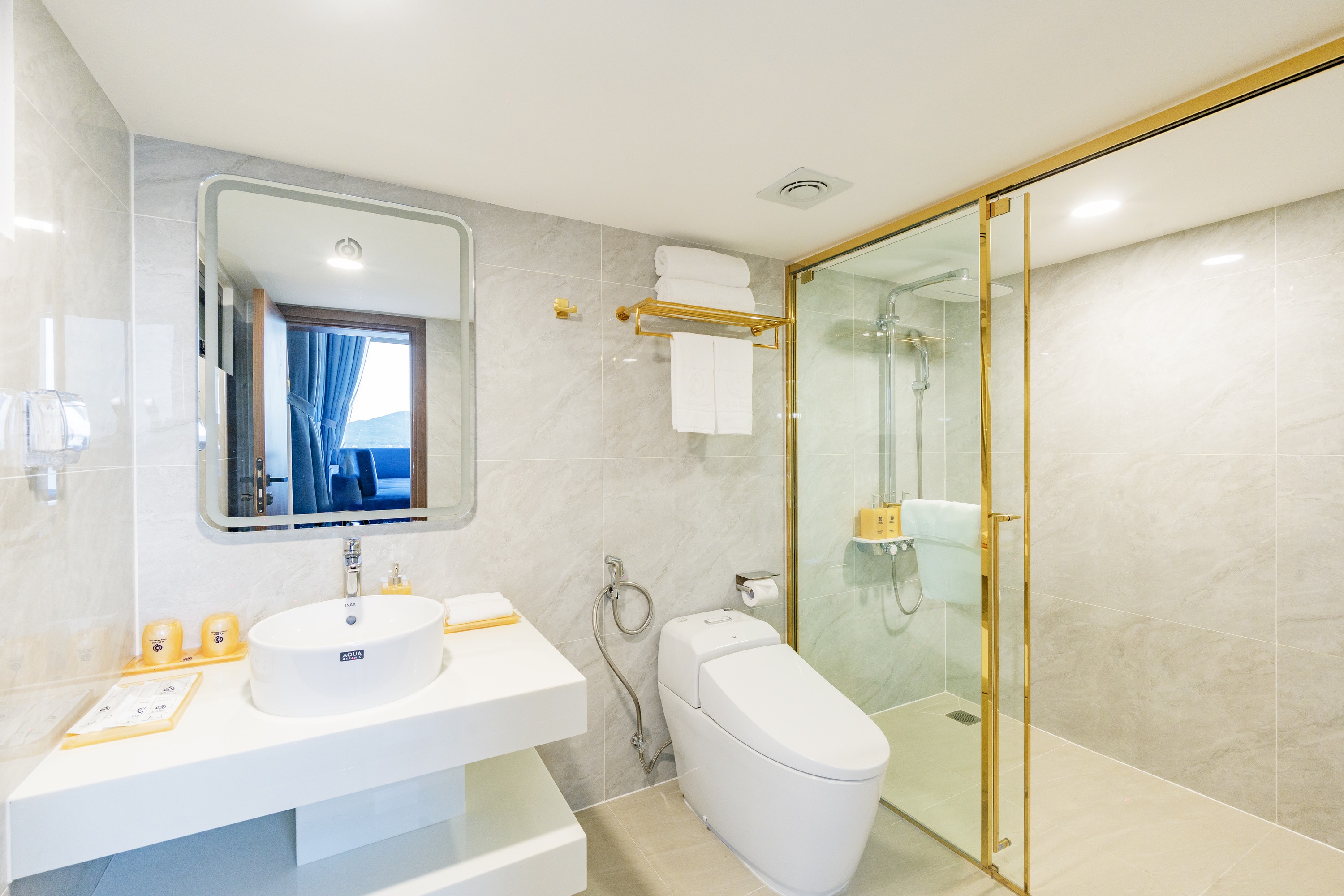 Hilltop Ocean Pool Villa 3-Bedroom